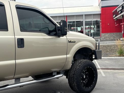 Used 2001 Ford F350 Lariat AWD/4WD image 4