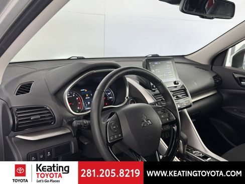 Used 2024 Mitsubishi Eclipse Cross SE image 12