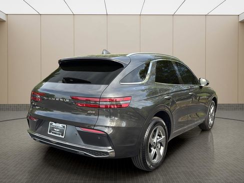 Certified 2026 Genesis GV70 2.5T AWD/4WD image 5