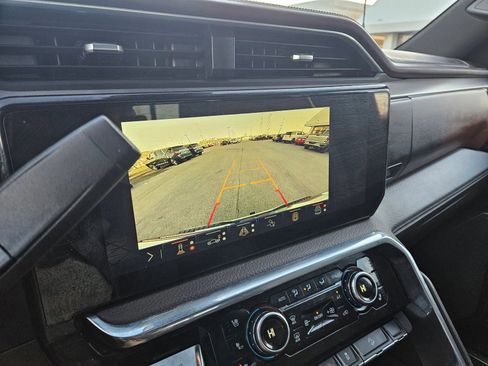 Used 2024 GMC Sierra 2500 Denali w/ Denali Reserve Package image 16