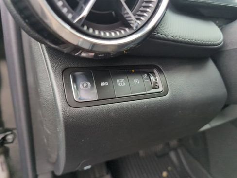 New 2026 Chevrolet Equinox LT w/ Convenience Package II image 16