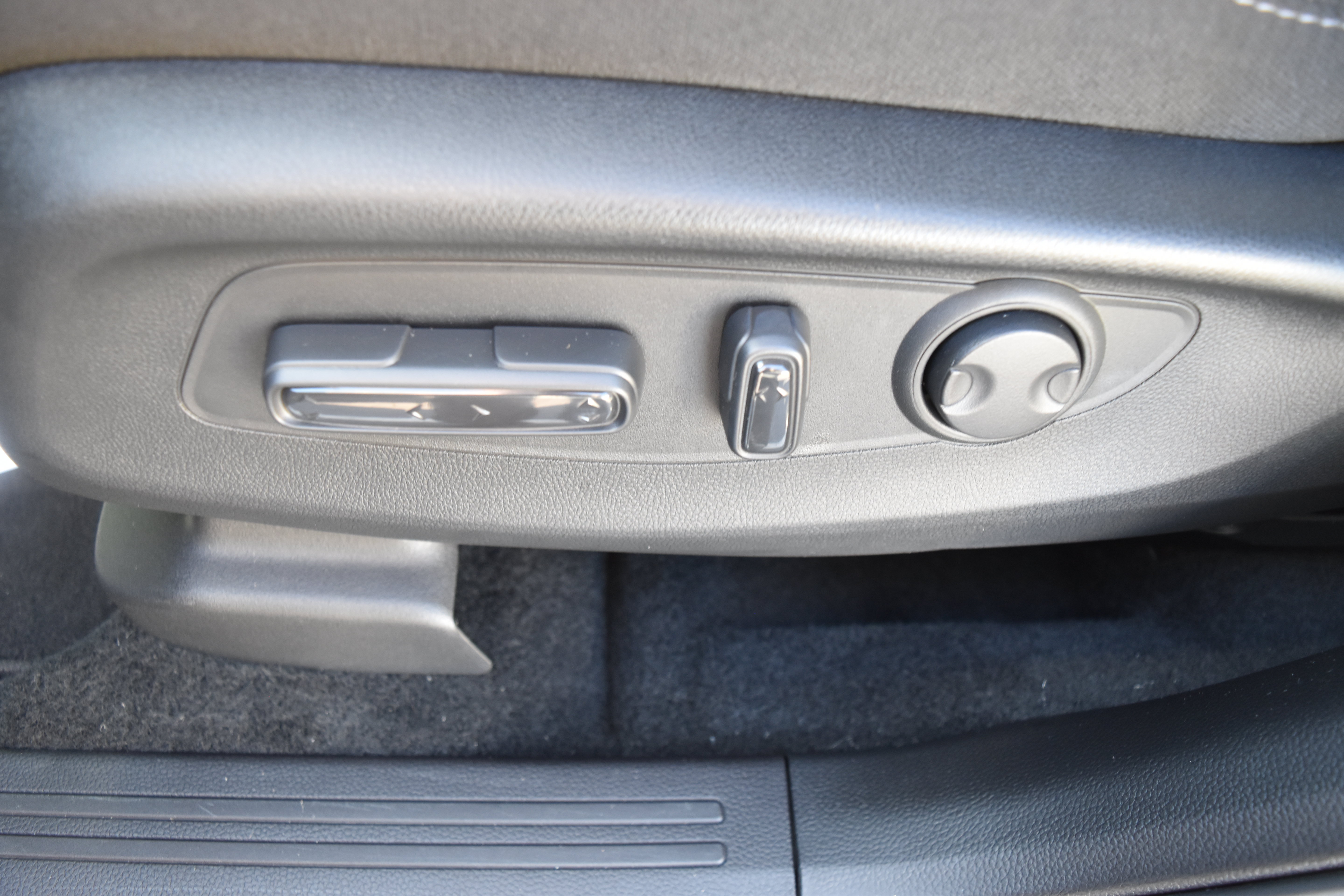 Certified 2026 Honda CR-V EX image 13