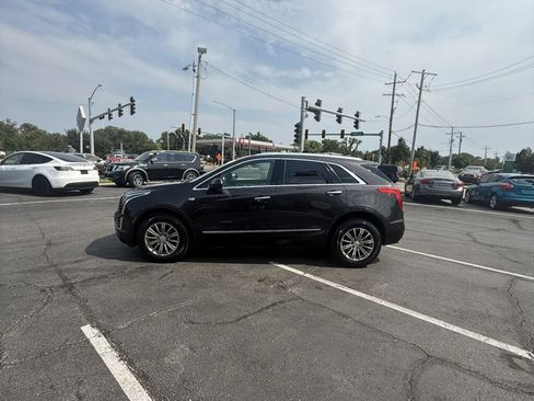 Used 2018 Cadillac XT5 Luxury w/ Driver Awareness Package AWD/4WD image 8
