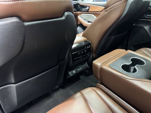 Used 2023 Acura MDX SH-AWD w/ Technology Package image 23