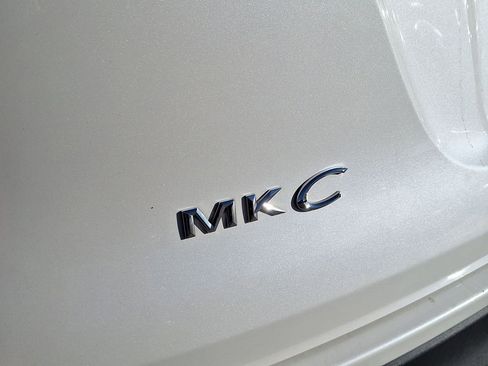 Used 2019 Lincoln MKC Reserve w/ MKC Climate Package image 33