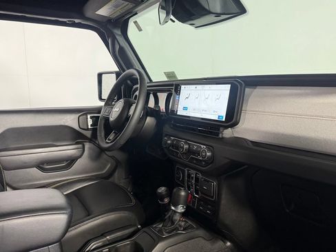 Certified 2025 Jeep Wrangler Unlimited Sport AWD/4WD image 30