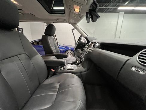 Used 2016 Land Rover LR4 HSE image 38
