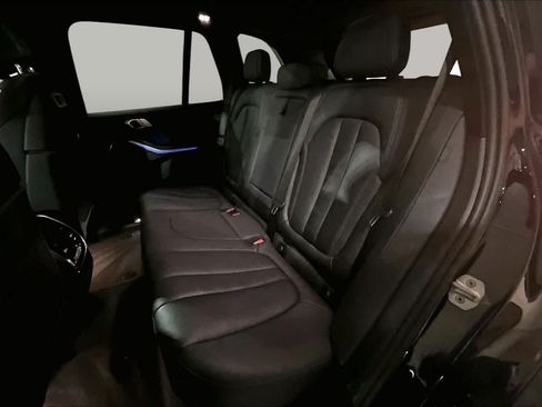 Used 2021 BMW X5 xDrive40i w/ M Sport Package AWD/4WD image 40
