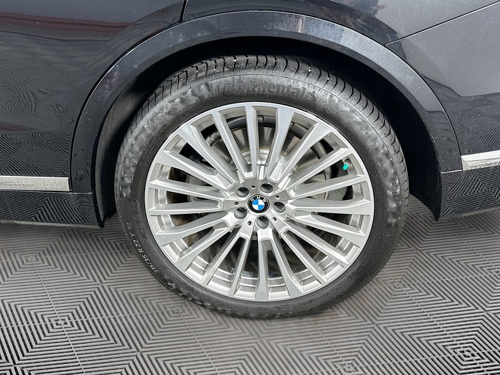 Used 2026 BMW X7 xDrive40i AWD/4WD image 41