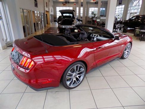 Used 2016 Ford Mustang GT Premium image 7