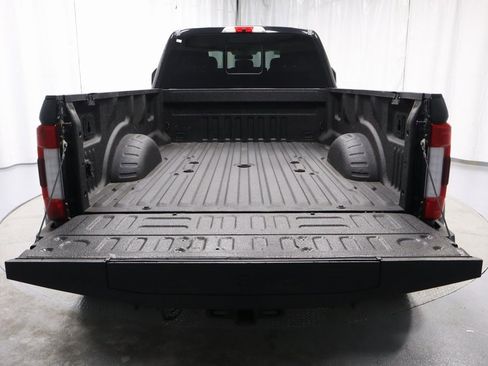 Used 2019 Ford F350 Lariat w/ Lariat Ultimate Package image 19