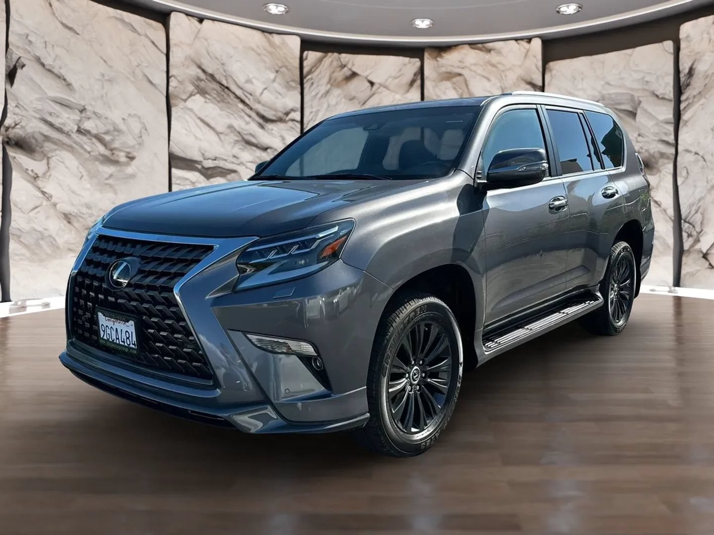Used 2023 Lexus GX 460 Premium w/ Accessory Package AWD/4WD image 4