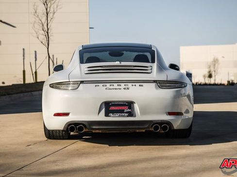 Used 2015 Porsche 911 Carrera 4S image 15