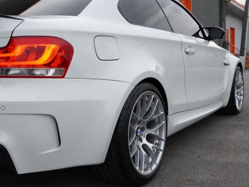 Used 2011 BMW 1 Series M image 8