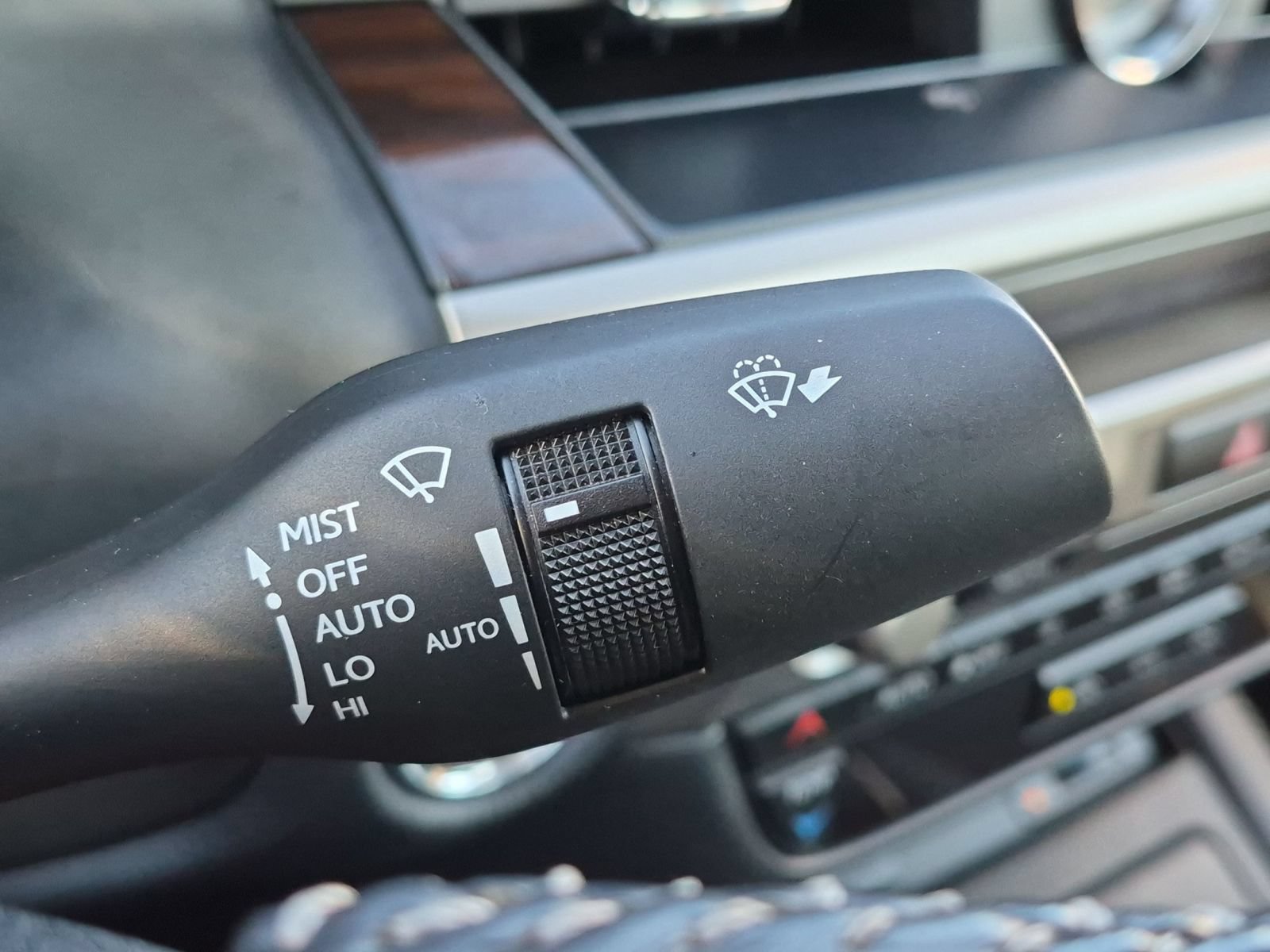 Used 2016 Lexus ES 300h w/ Navigation System Package FWD image 22
