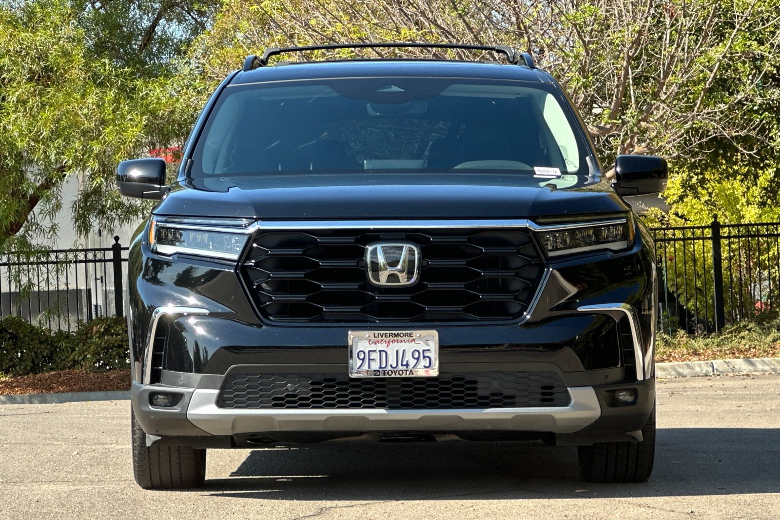 Used 2023 Honda Pilot Touring image 9