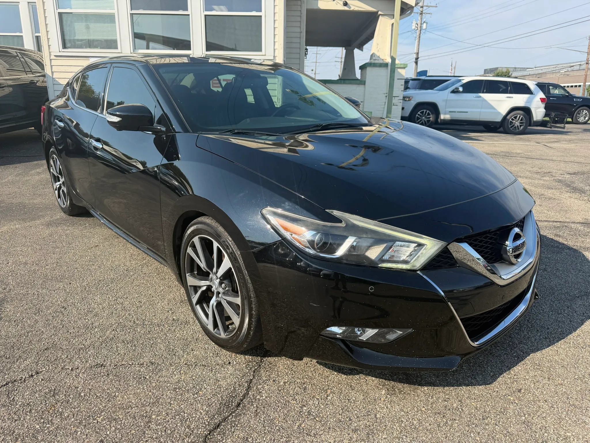 Used 2017 Nissan Maxima Platinum FWD image 5