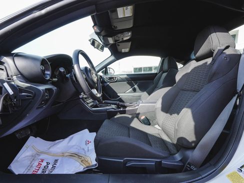 Used 2022 Toyota GR86 image 26