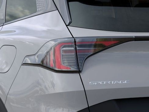 New 2026 Kia Sportage S image 13