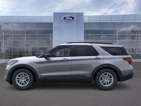 New 2026 Ford Explorer Active image 3