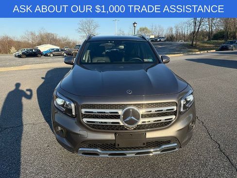 Used 2021 Mercedes-Benz GLB 250 4MATIC image 9