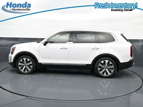 Used 2021 Kia Telluride EX w/ EX Premium Package FWD image 6