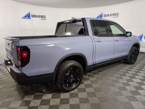 New 2026 Honda Ridgeline Black Edition image 5