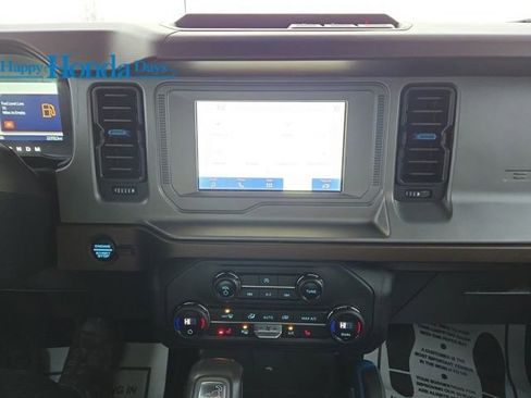 Used 2023 Ford Bronco Outer Banks image 30