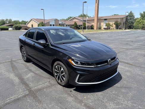 Used 2026 Volkswagen Jetta S FWD image 3