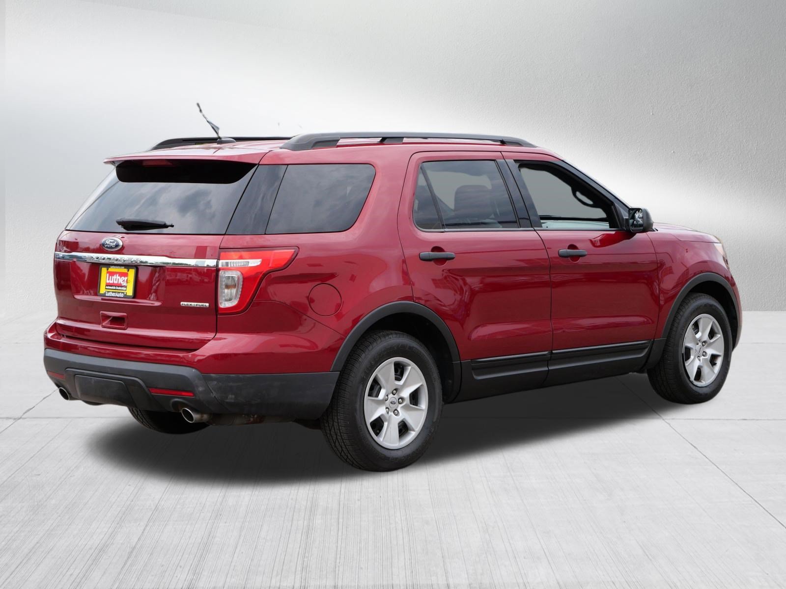Used 2013 Ford Explorer FWD w/ Class III Trailer Tow Pkg image 7