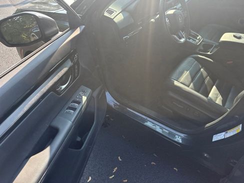 Used 2025 Honda CR-V EX-L image 13