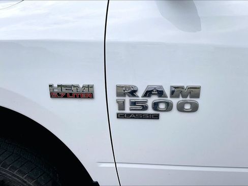Used 2019 RAM 1500 Big Horn AWD/4WD image 13
