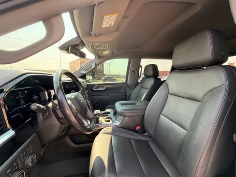 Used 2022 Chevrolet Silverado 1500 RST AWD/4WD image 15