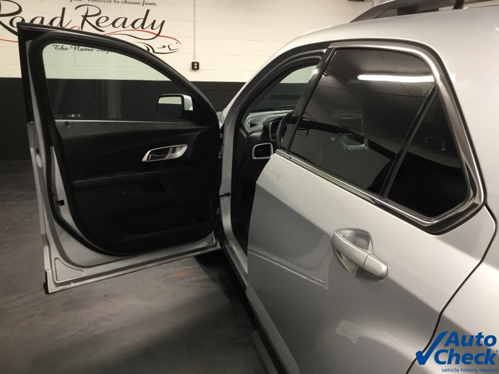 Used 2017 Chevrolet Equinox LT AWD/4WD image 27