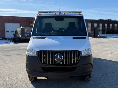 Used 2019 Mercedes-Benz Sprinter 170 w/ Chrome Grille Package image 2