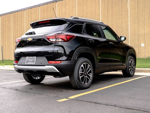 New 2026 Chevrolet TrailBlazer LT AWD/4WD image 9