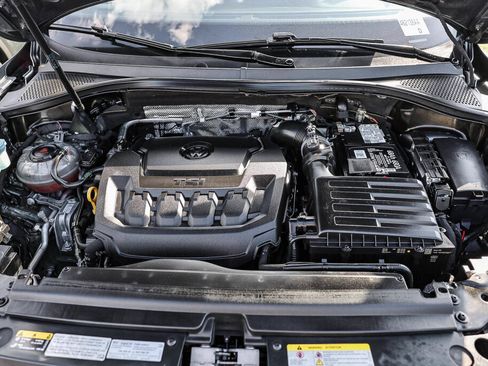 Used 2022 Volkswagen Tiguan SE AWD/4WD image 14
