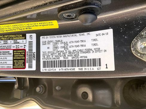 Used 2018 Toyota Tacoma SR5 RWD image 30