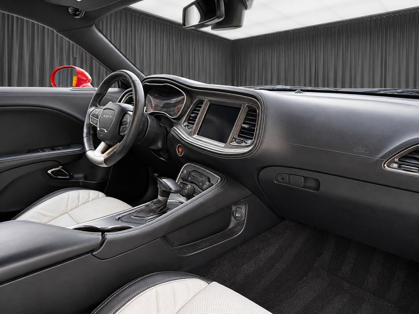 Used 2022 Dodge Challenger SRT Hellcat RWD image 30