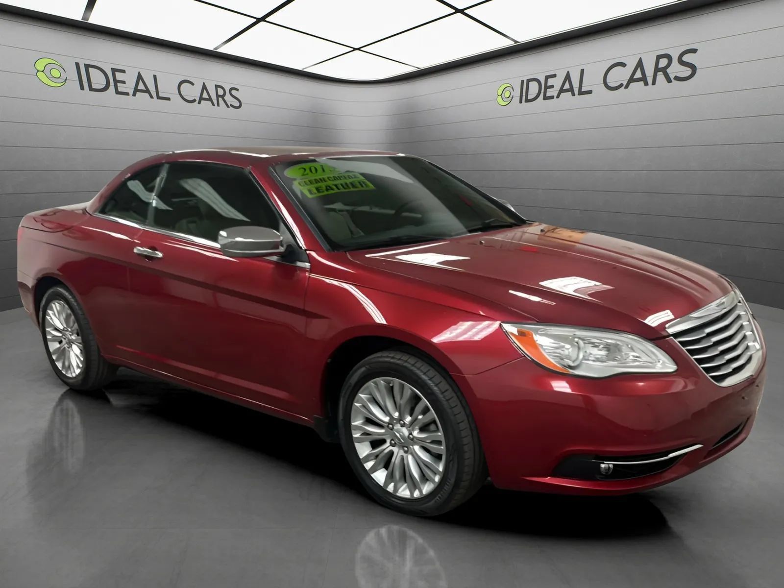 Used 2013 Chrysler 200 Limited FWD image 3