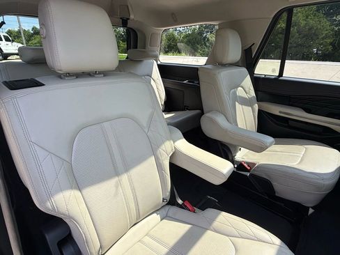 Used 2020 Ford Expedition Platinum image 51