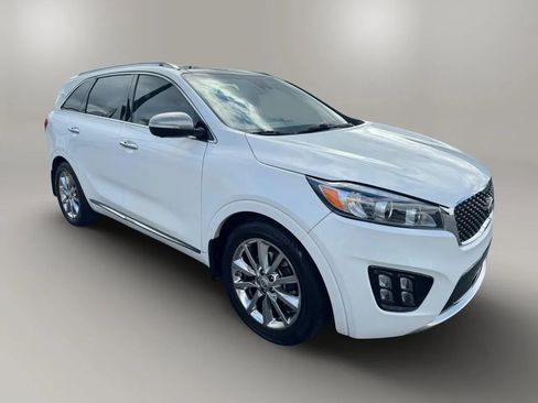 Used 2017 Kia Sorento SX FWD image 4