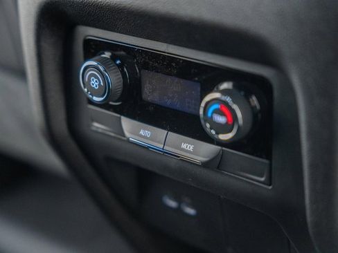 New 2026 Chevrolet Traverse LT image 34