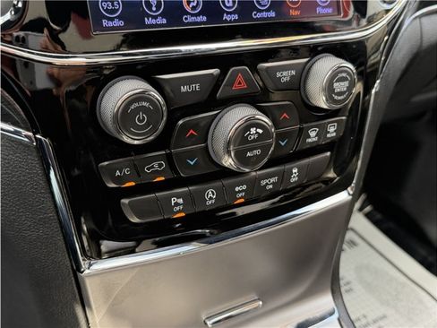 Used 2019 Jeep Grand Cherokee Trailhawk w/ Trailhawk Luxury Group AWD/4WD image 50