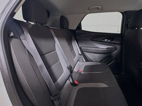 Used 2022 Chevrolet TrailBlazer LT w/ Convenience Package FWD image 26