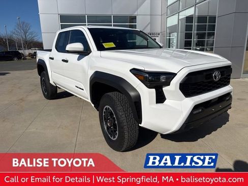 Used 2024 Toyota Tacoma TRD Off-Road image 1