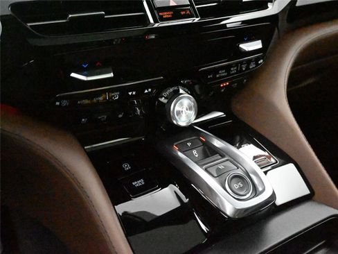 Certified 2025 Acura MDX SH-AWD w/ Advance Package image 6