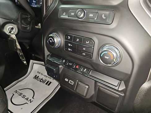 Used 2021 GMC Sierra 1500 4x4 Double Cab w/ Sierra Value Package image 19