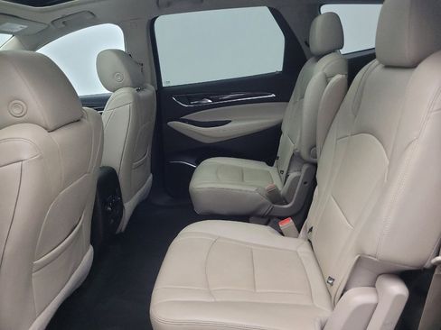Used 2019 Buick Enclave Essence w/ LPO, Cargo Package image 18