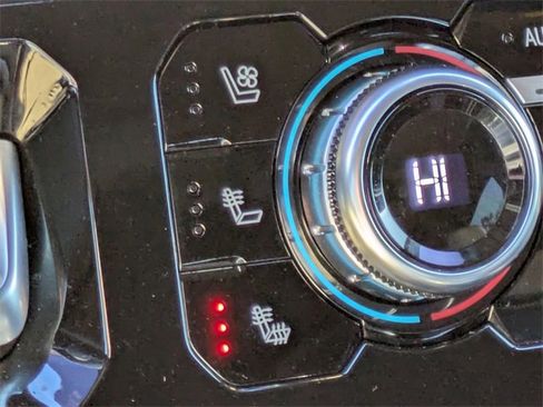 Used 2023 GMC Sierra 1500 Denali w/ Denali Reserve Package image 23